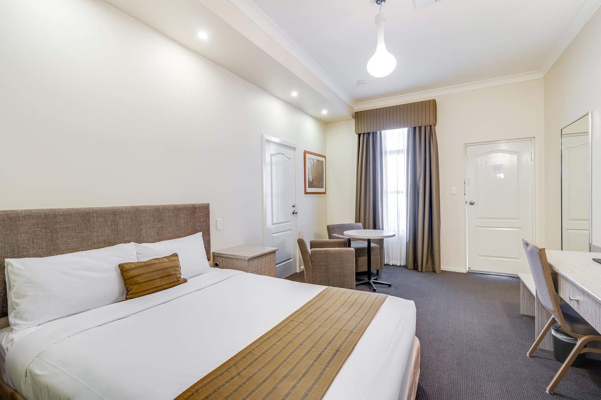 Prince Of Wales Hotel Уогга-Уогга Экстерьер фото